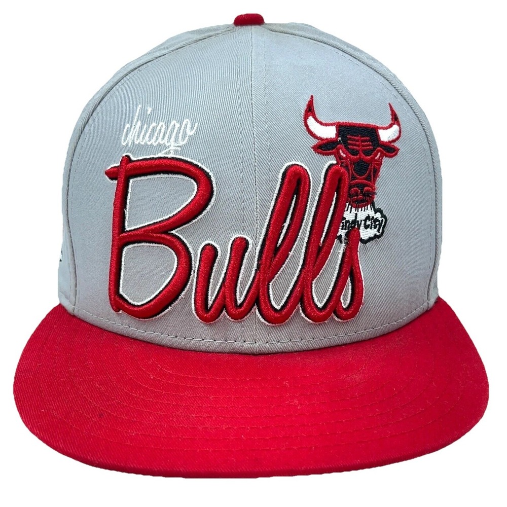 Chicago Bulls Snapback Hat Cap Gray Red Windy City Hardwood 9Fifty NBA Adult *